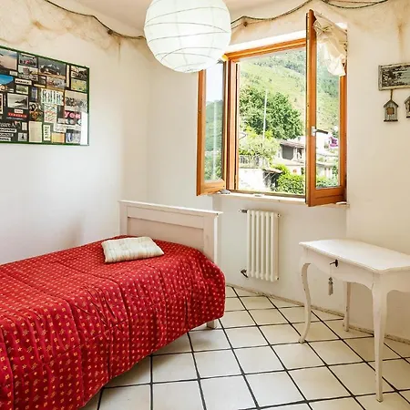 Hébergement de vacances Awesome In With House Sea View