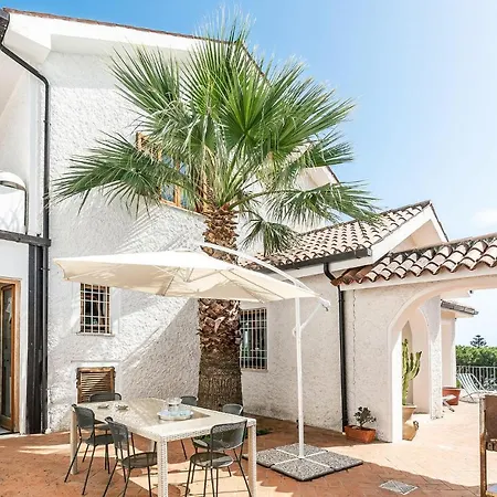 Awesome In With House Sea View Hébergement de vacances *