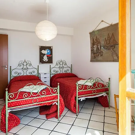 Hébergement de vacances Awesome In With House Sea View *